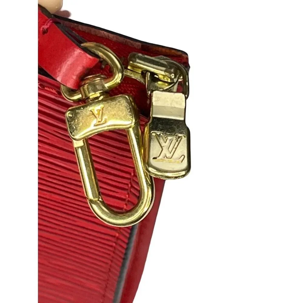 Louis Vuitton Pochette Accessoires Red Epi Leather Shoulder Bag 1998